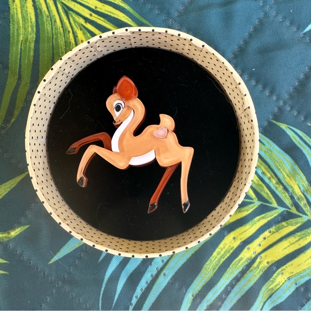 Little Lockhart Erstwilder fawn deer Bambi brooch